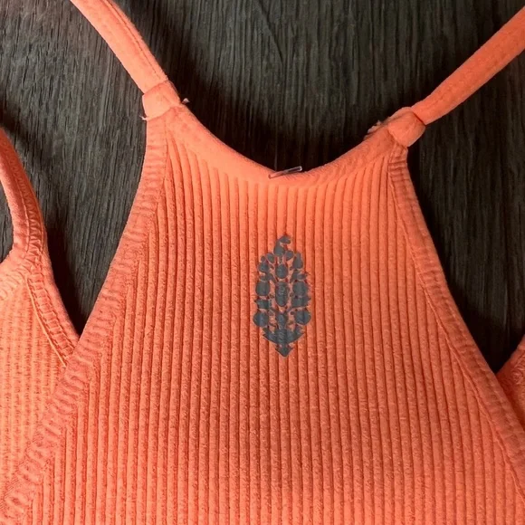 Free People Movement Happiness Runs Crop Tank In Peach Horizon Size M/L - Picture 13 of 14